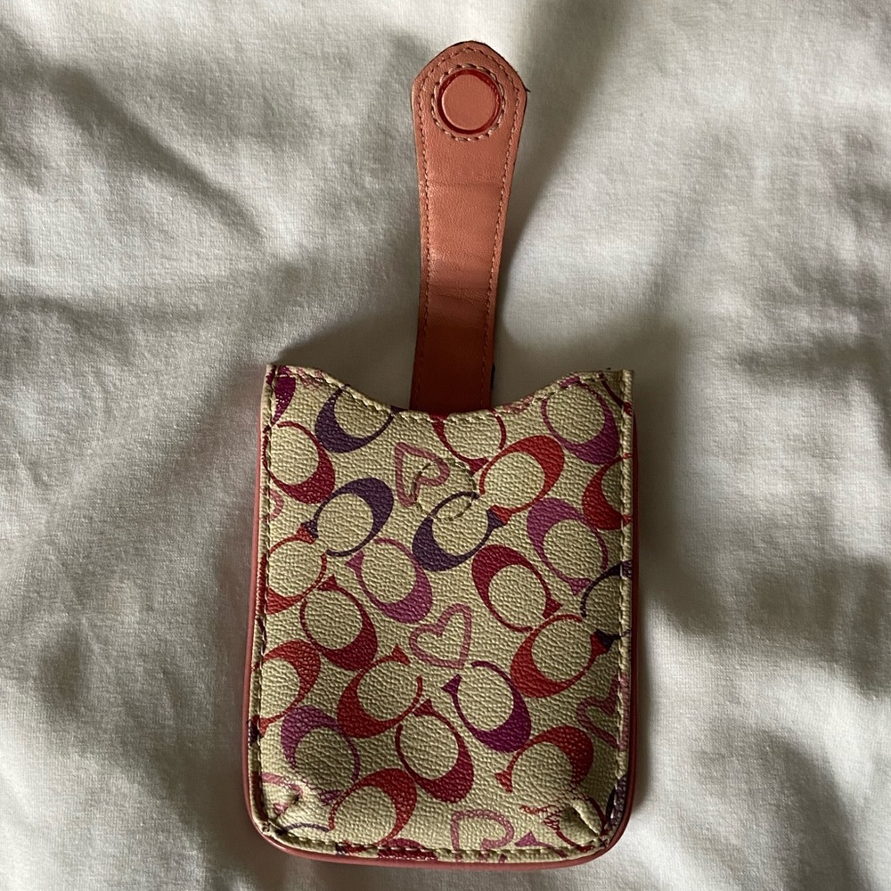 Coach Accessory - Picture 2 of 4